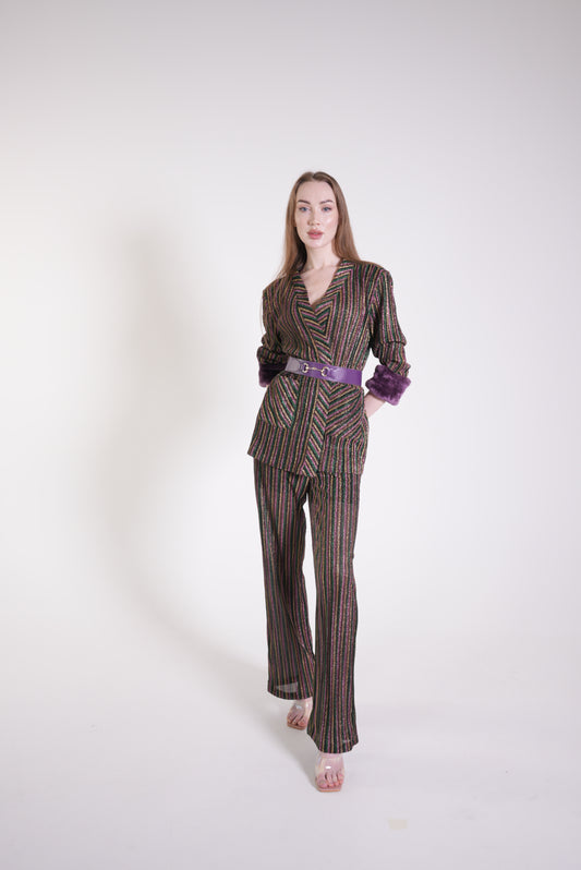 Double Suit with Sleeves and Pattern Detail