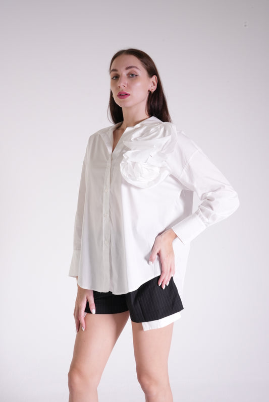 Long Sleeve Shirt with Rose Detailed design