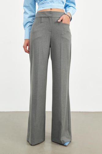 Anthracite Relaxed Cut Trousers with Belt and Pocket Detail